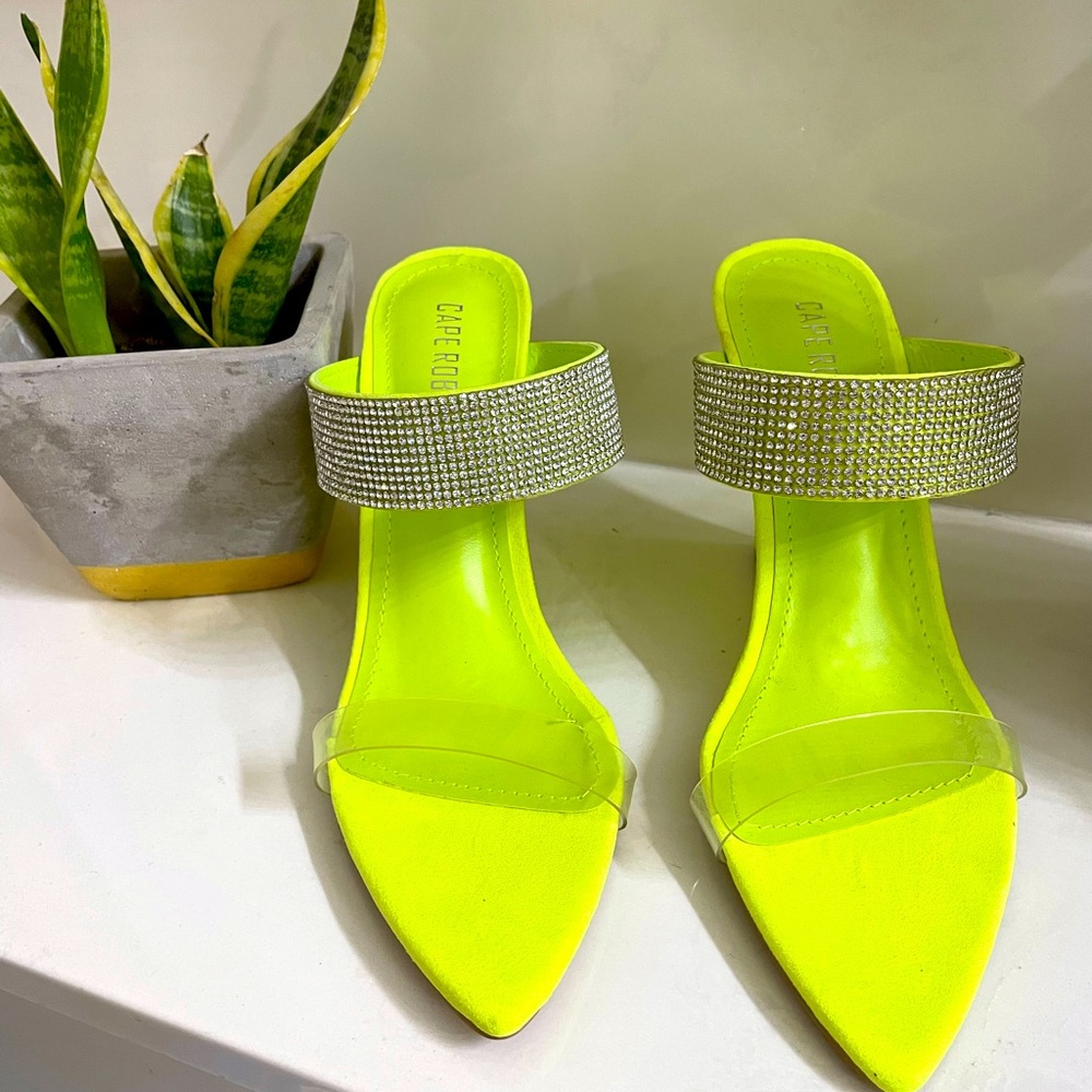 New women’s shoes